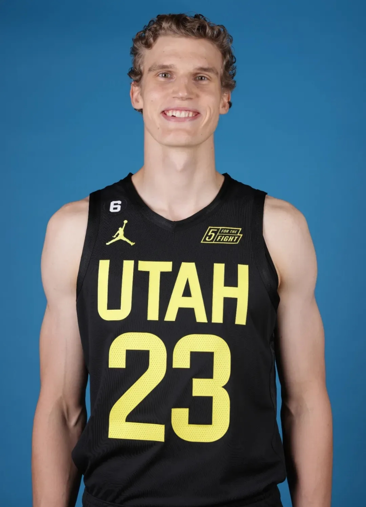 孟菲斯灰熊今夜调整名单；志在NBA常规赛名次提升；赛场秩序良好；团队化学反应显著的简单介绍-开云体育服务